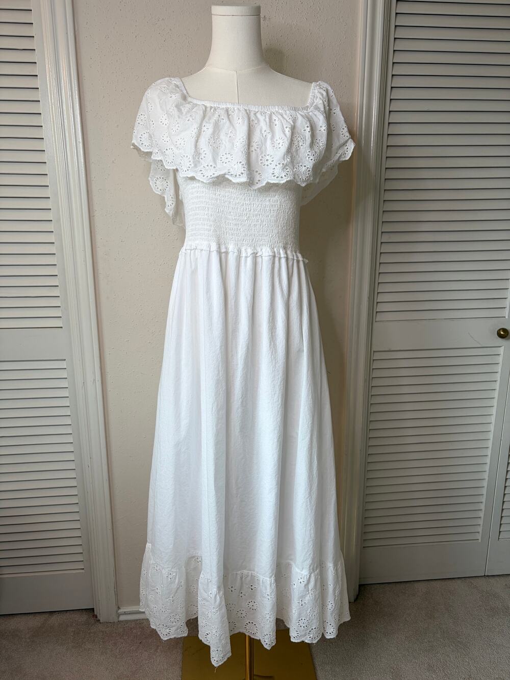 White Eyelet Midi Skirring Dress Size XL